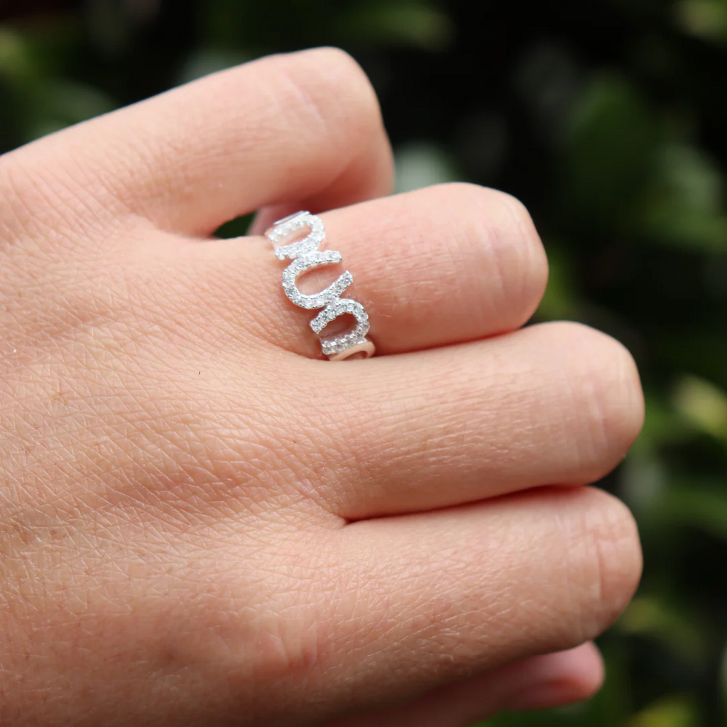 Breeze Sparkle HorseShoe Ring